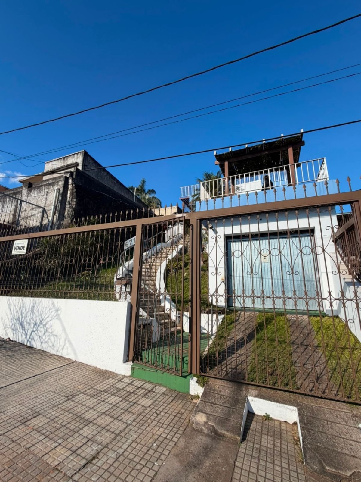 Casa de 4 dormitorios con terraza